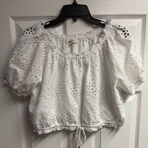 Olivaceous “The Impeccable Pig” 100% Cotton Eyelet Cropped Blouse size Medium